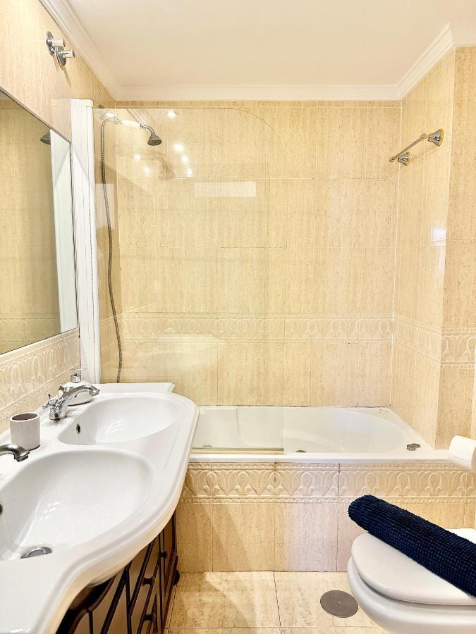 Family Home Near The Beach - Eaw Homes Marbella Bagian luar foto